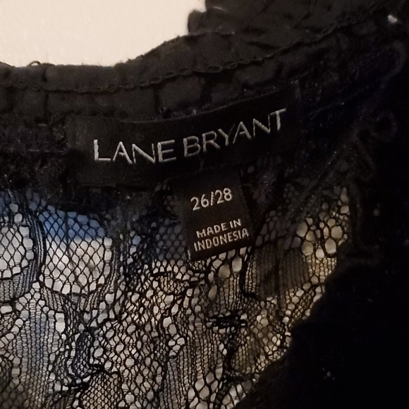 Lace top - Picture 2 of 3